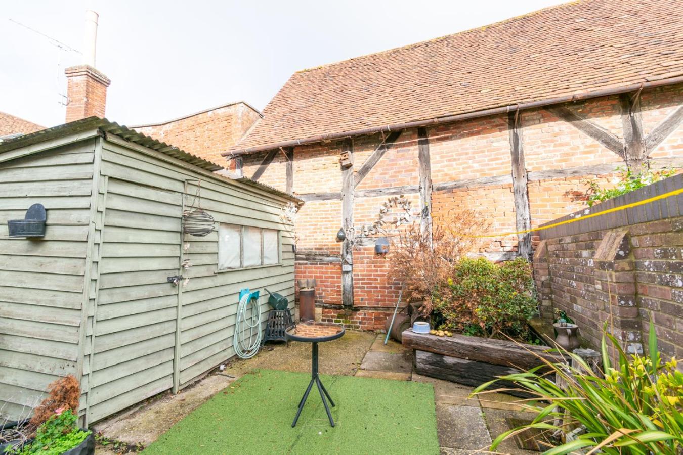 Stylish 2 Bedrooms Cosy & Bright Cottage, Pet Friendly, Sleeps 5, Titchfield Village - Summer Special Offer!! - By Blue Puffin Stays 外观 照片